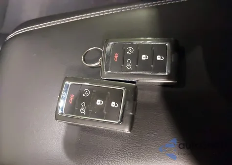 2022 Jeep Grand Cherokee L Laredo 4X4 из США, поврежденный, VIN 1C4RJKAG4N8524983